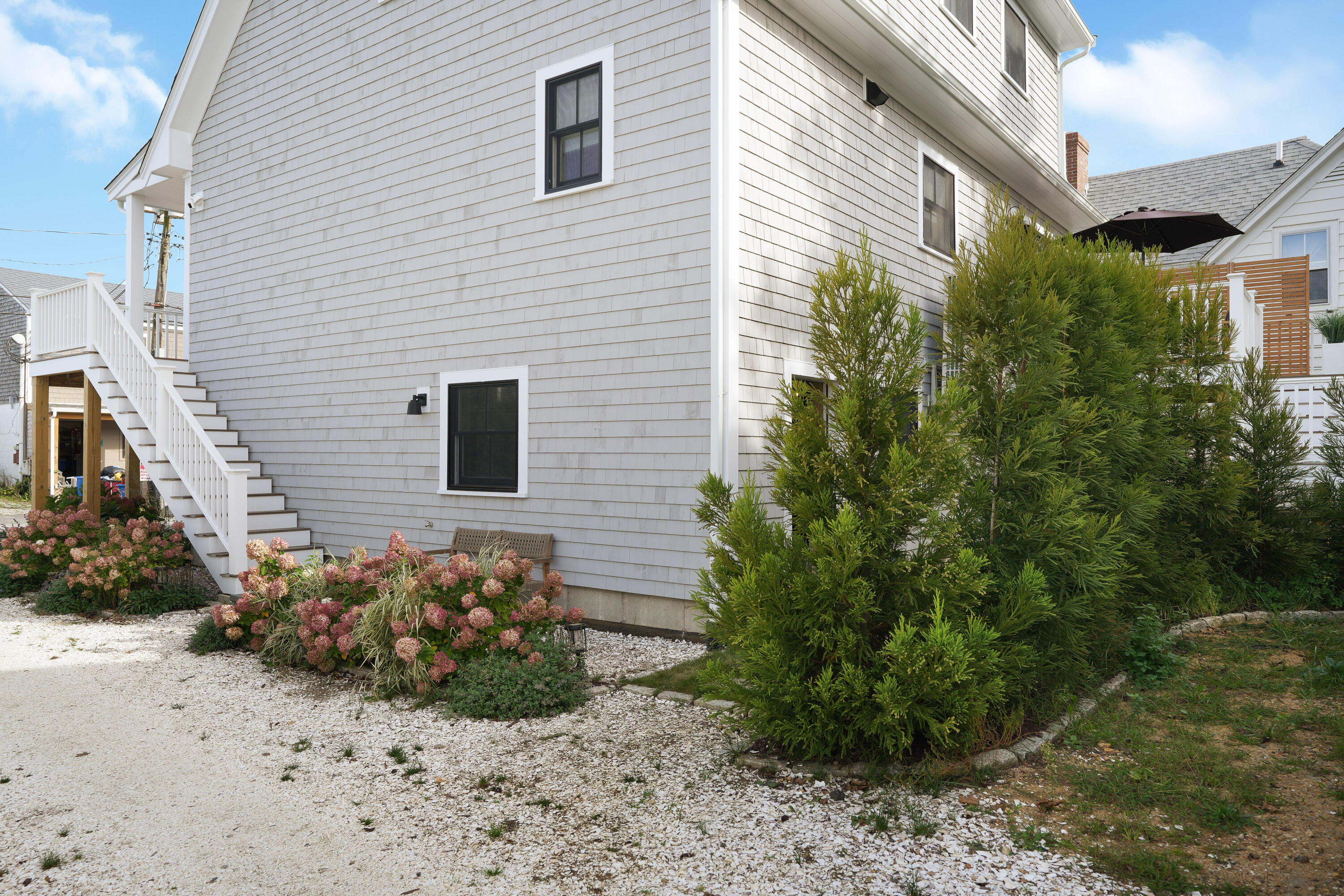 33 Lagoon Pond Road Vineyard Haven, MA 02568 - Photo 3 of 42 a view of a backyard