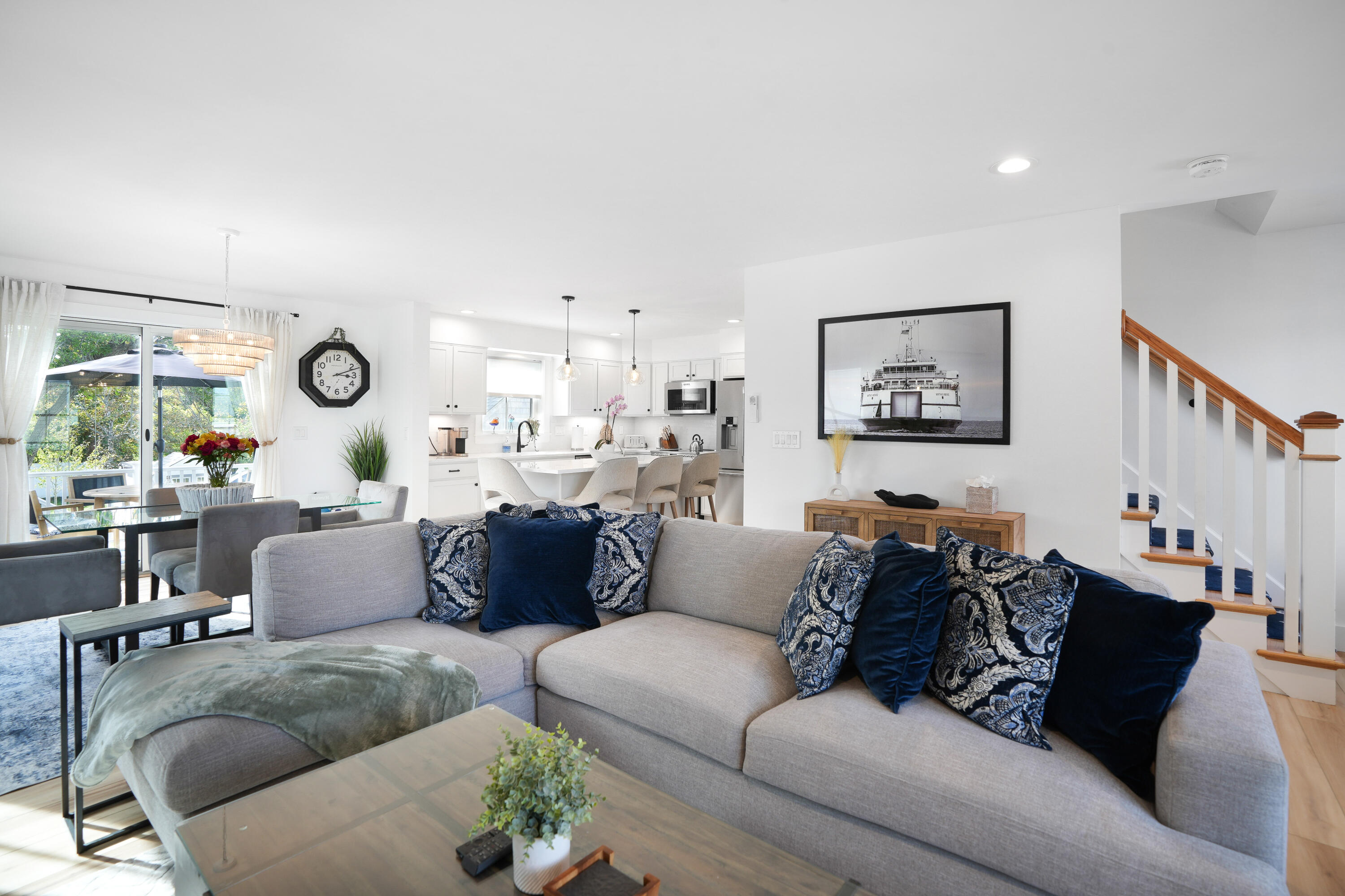 33 Lagoon Pond Road Vineyard Haven, MA 02568 - Photo 8 of 42 a living room with furniture and wooden floor