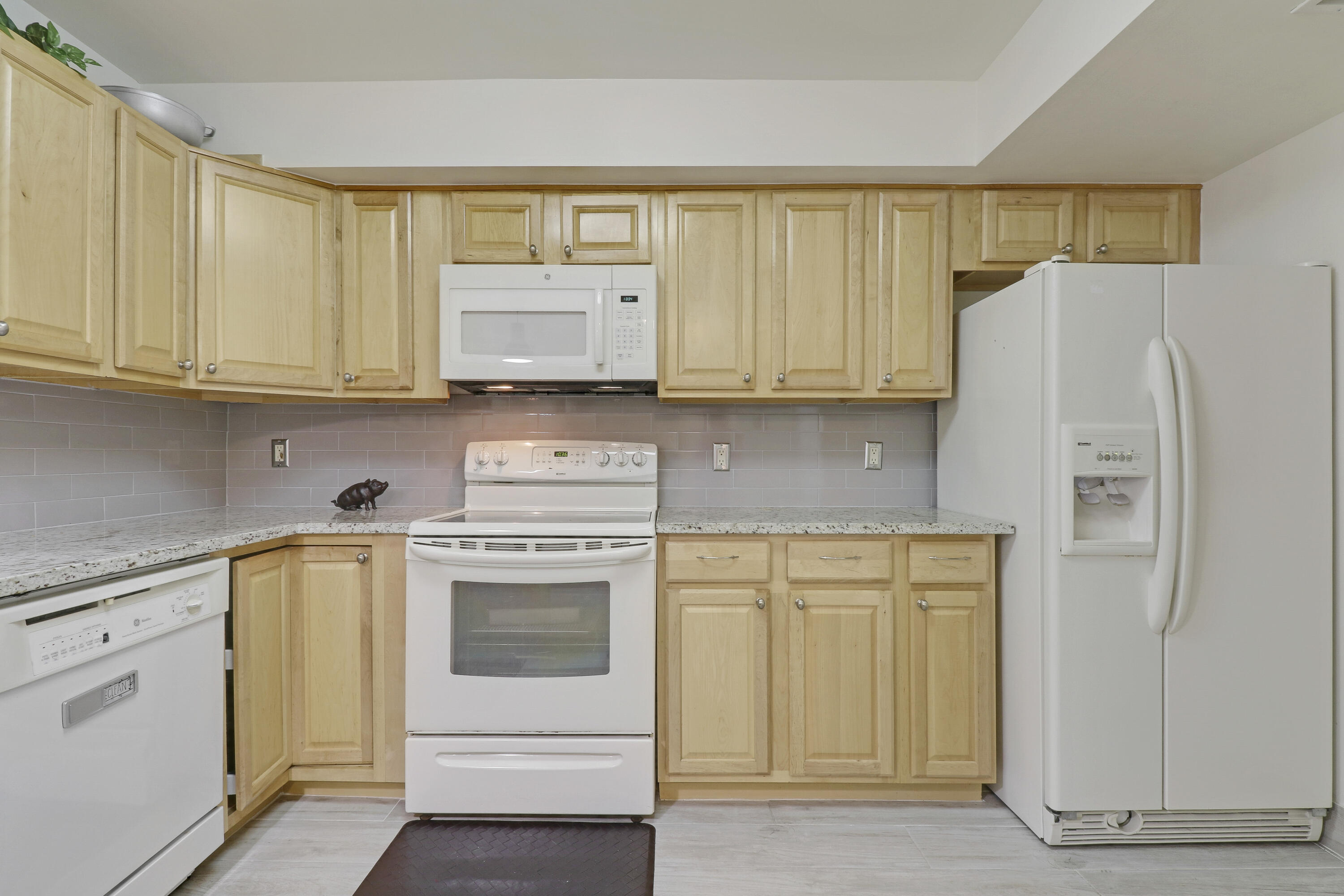 5260 Northwest 2nd Avenue, Unit 101 Boca Raton, FL 33487 - Photo 10 of 26 House-10