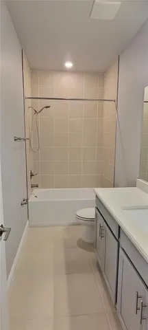 $2,800 | 28564 Sweet Persimmon Drive, Wesley Chapel, FL 33543