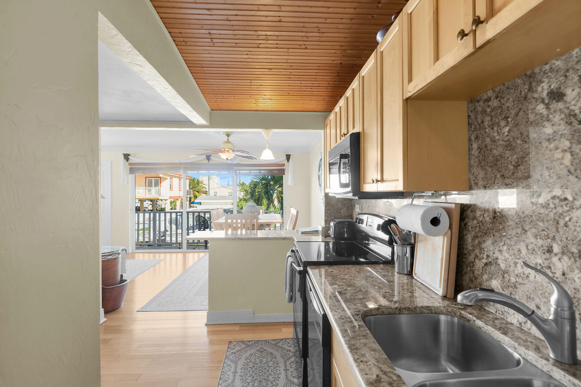 668 89th Street Ocean Marathon, FL 33050 - Photo 13 of 34 668 89th Street Ocean