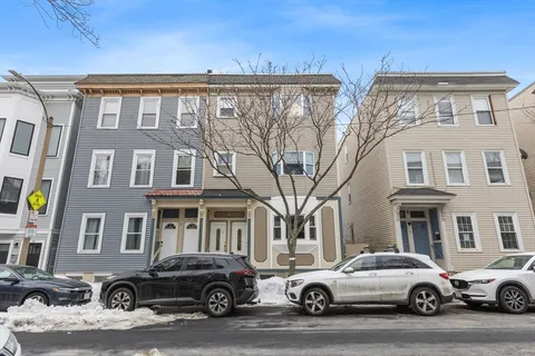 $649,000 | 14 O Street, Unit 3, Boston, MA 02127