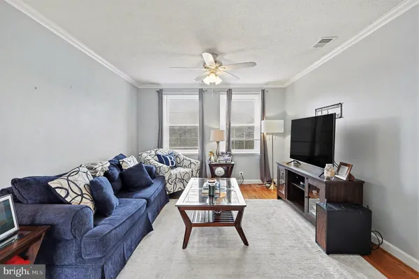 $315,000 | 2873 South Buchanan Street, Unit C2, Arlington, VA 22206