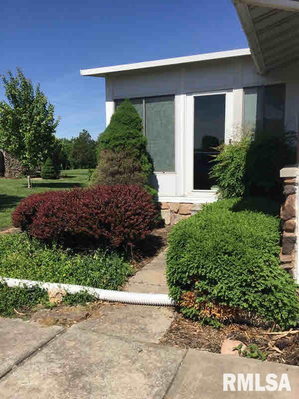 400 Heern Road Cobden, IL 62920 - Photo 3 of 18 Gallery Image 3