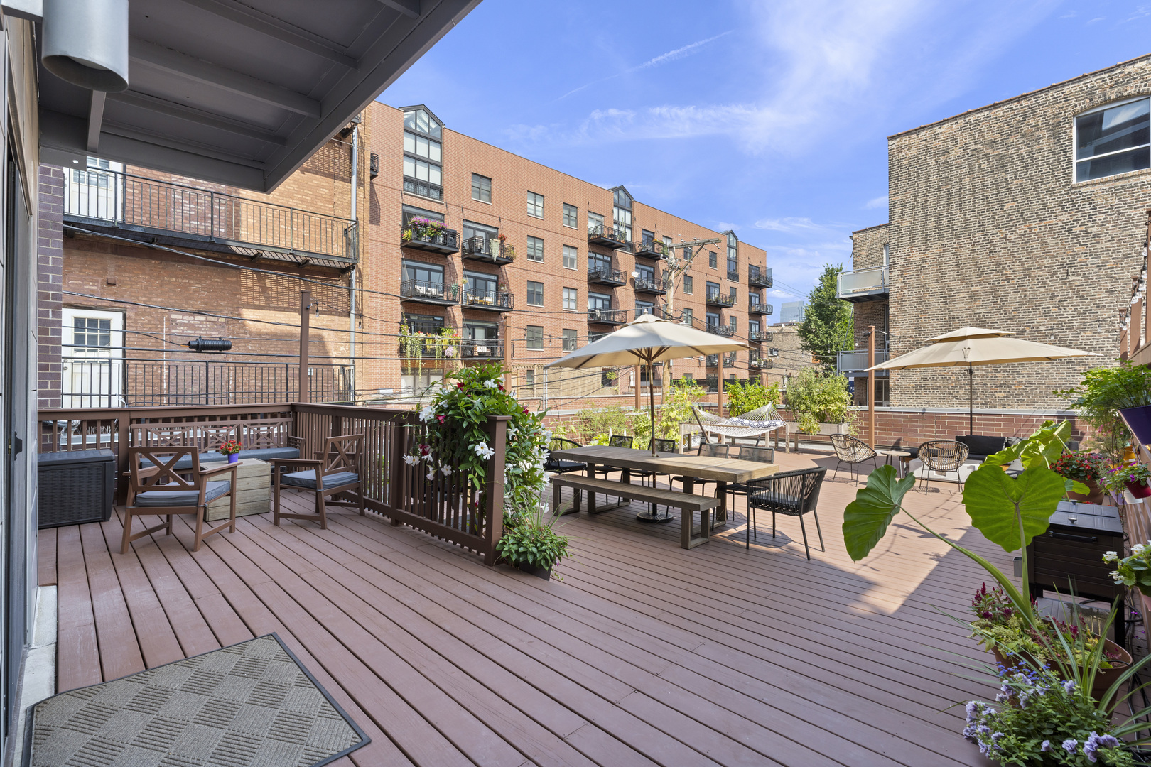 15 South Racine Avenue, Unit 2N Chicago, IL 60607 - Photo 23 of 29 Gallery Image 23