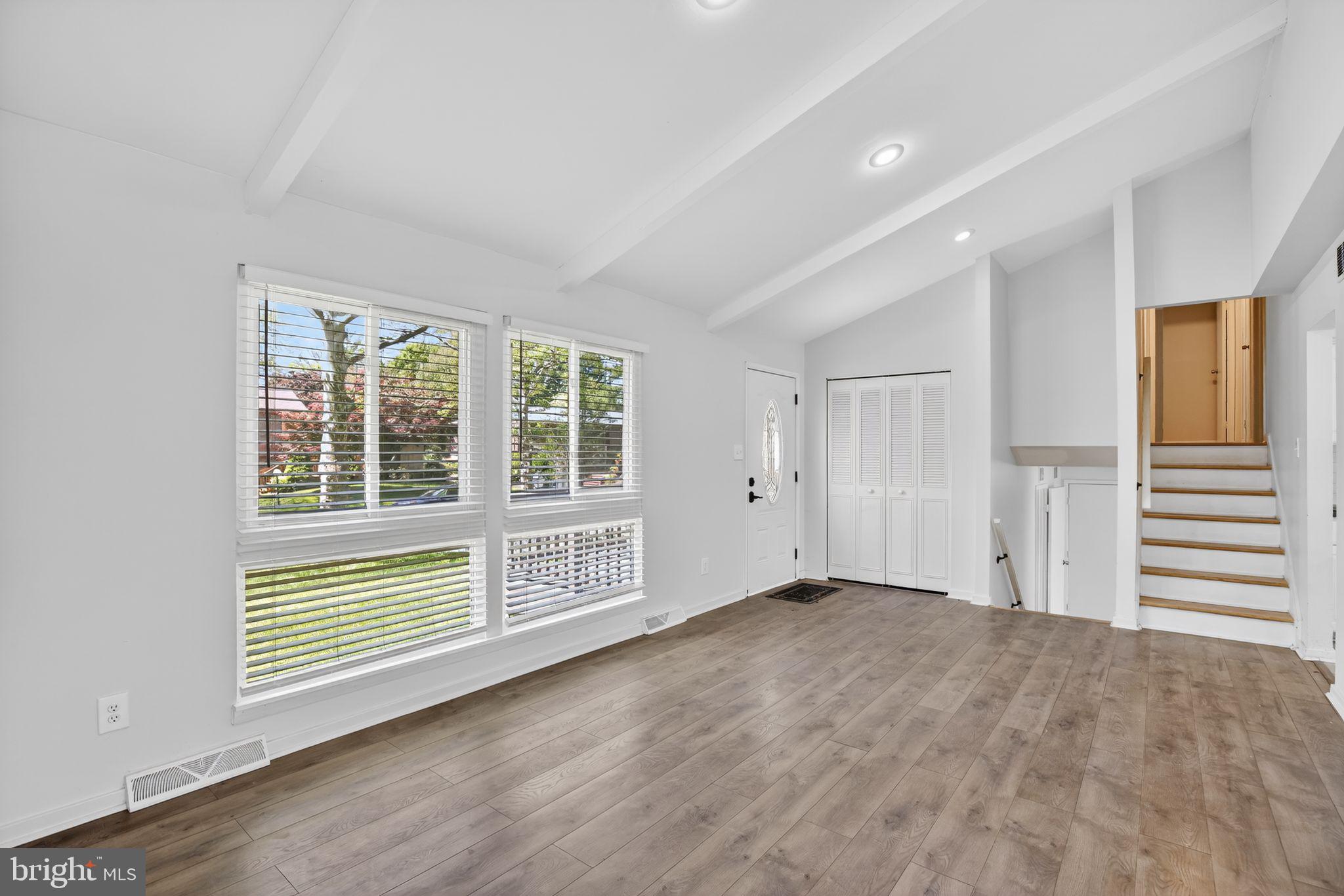 9276 Soaring Hill Road Columbia, MD 21045 - Photo 3 of 27 an empty room with windows