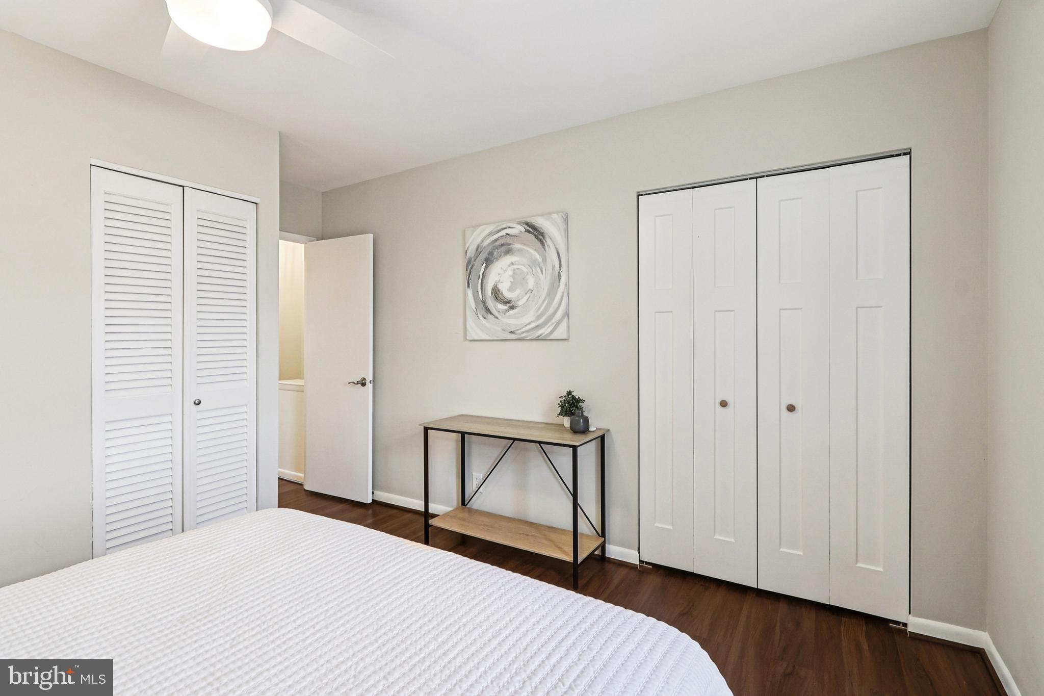 4619 28th Road South, Unit B Arlington, VA 22206 - Photo 25 of 39 2 closets