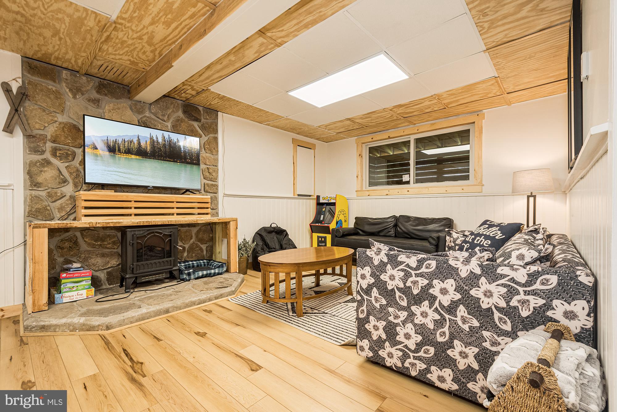 1015 Pysell Road McHenry, MD 21541 - Photo 20 of 43