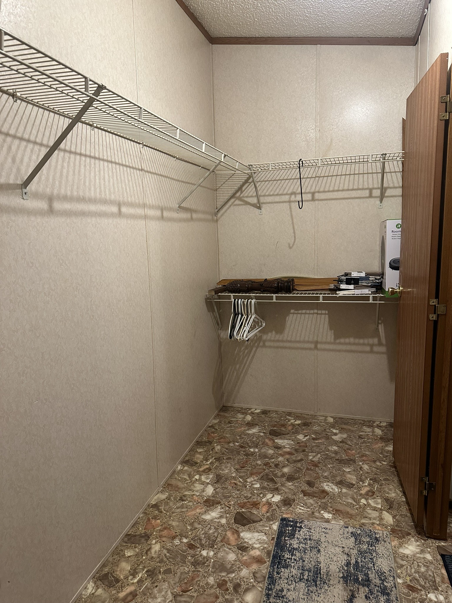 69 Buck Ridge Road Graysville, TN 37338 - Photo 24 of 38 Walk-in closet; also an entrance to the bathroom