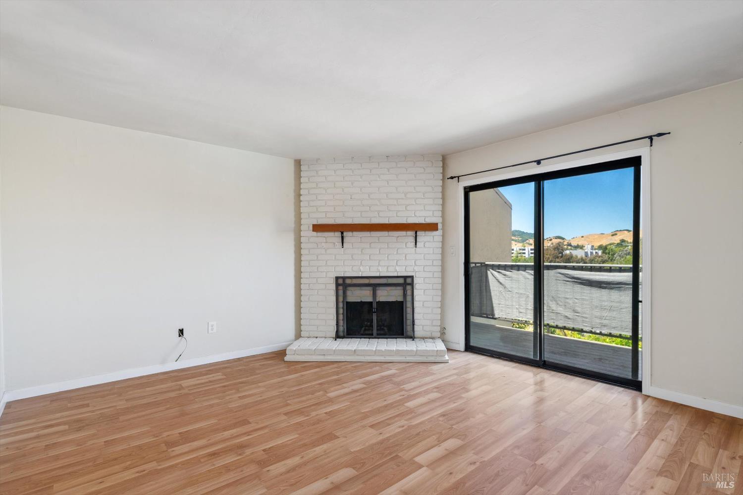 100 Marin Center Drive, Unit 70 San Rafael, CA 94903 - Photo 12 of 23