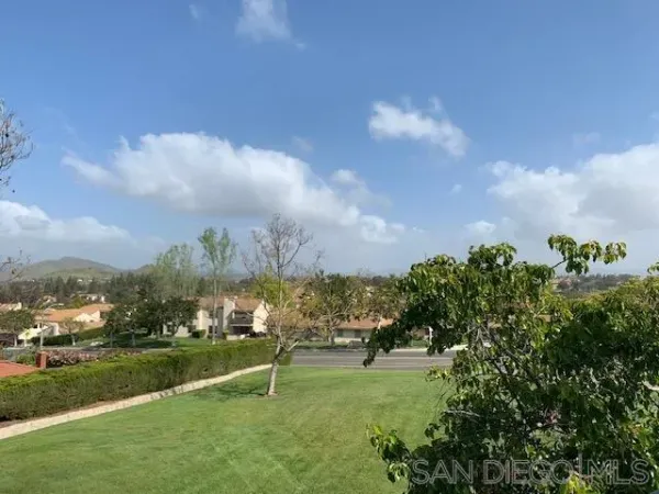 $3,400 | 17309 Plaza Maria, San Diego, CA 92128