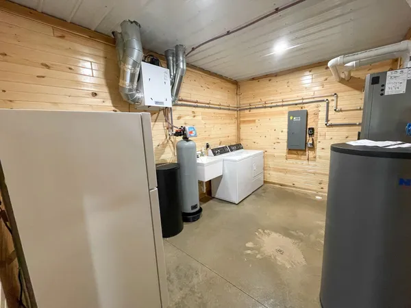 $699,900 | N14965 Pine, Necedah, WI 54646