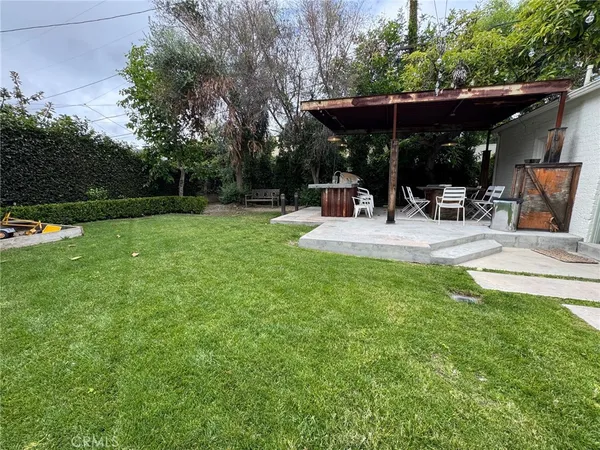 $7,500 | 2421 Heliotrope Drive, Santa Ana, CA 92706