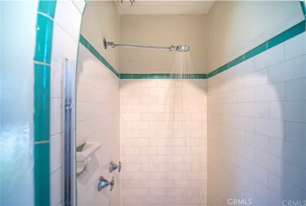 $7,500 | 2421 Heliotrope Drive, Santa Ana, CA 92706