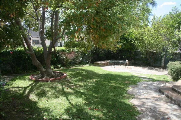 $7,500 | 2421 Heliotrope Drive, Santa Ana, CA 92706