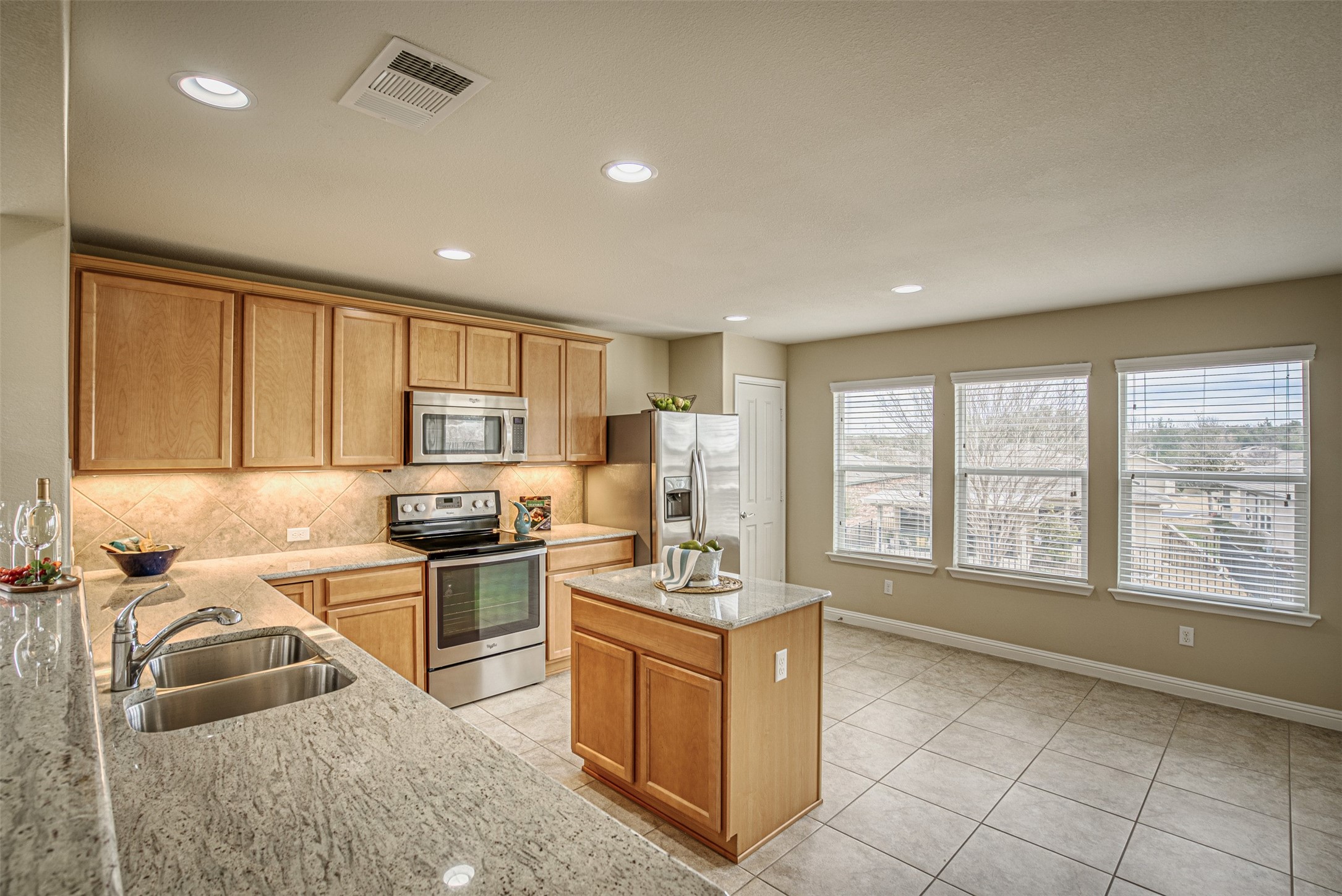 303 Kings Creek Road Georgetown, TX 78633 - Photo 1 of 1 Granite counters, stainless appliances, with island and under cabinet lighting! What a great kitchen to cook in!