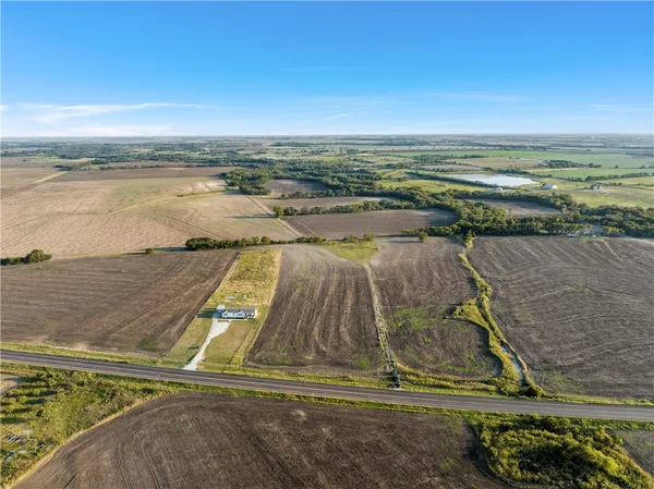 $2,100,000 | 22 East State Highway 22, Bynum, TX 76631