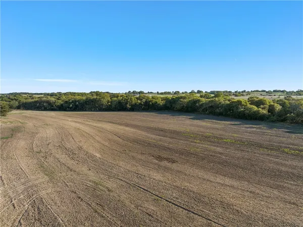 $2,100,000 | 22 East State Highway 22, Bynum, TX 76631