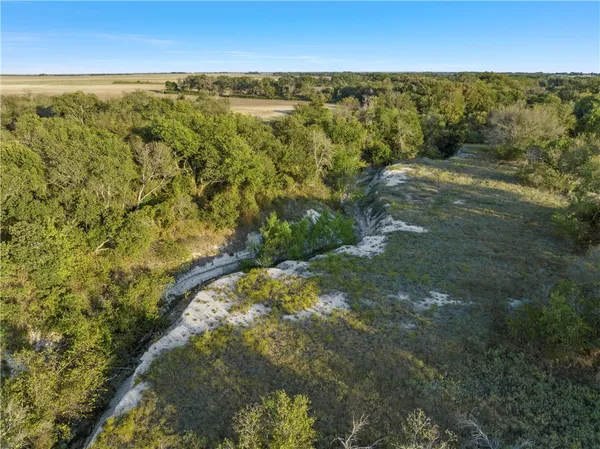 $2,100,000 | 22 East State Highway 22, Bynum, TX 76631
