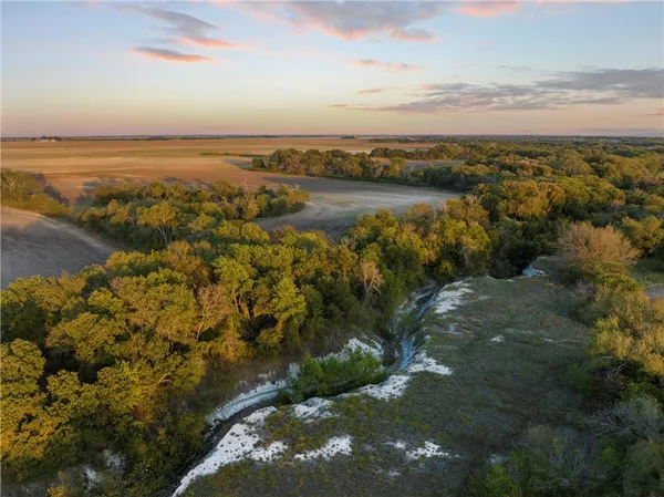 $2,100,000 | 22 East State Highway 22, Bynum, TX 76631