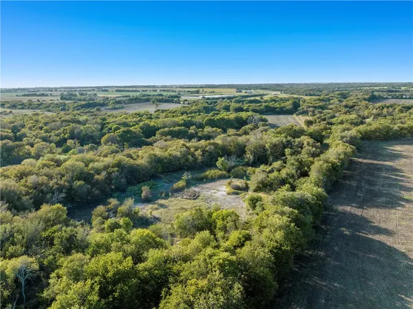 $2,100,000 | 22 East State Highway 22, Bynum, TX 76631