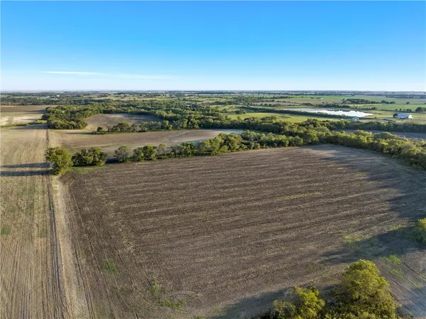 $2,100,000 | 22 East State Highway 22, Bynum, TX 76631