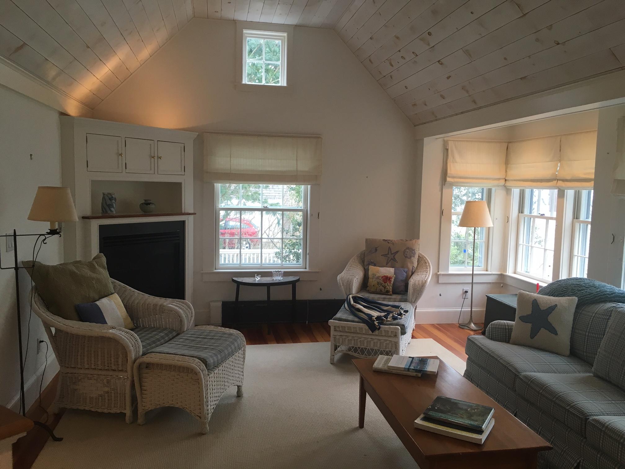 10 Harbor View Road Tisbury, MA 02568 - Photo 3 of 34 Family 1