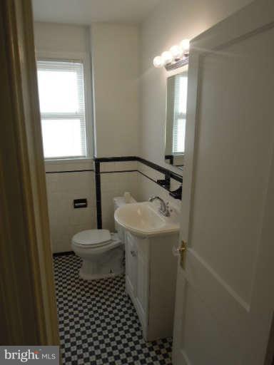 4636 Harcourt Road Baltimore, MD 21214 - Photo 22 of 28 Bath