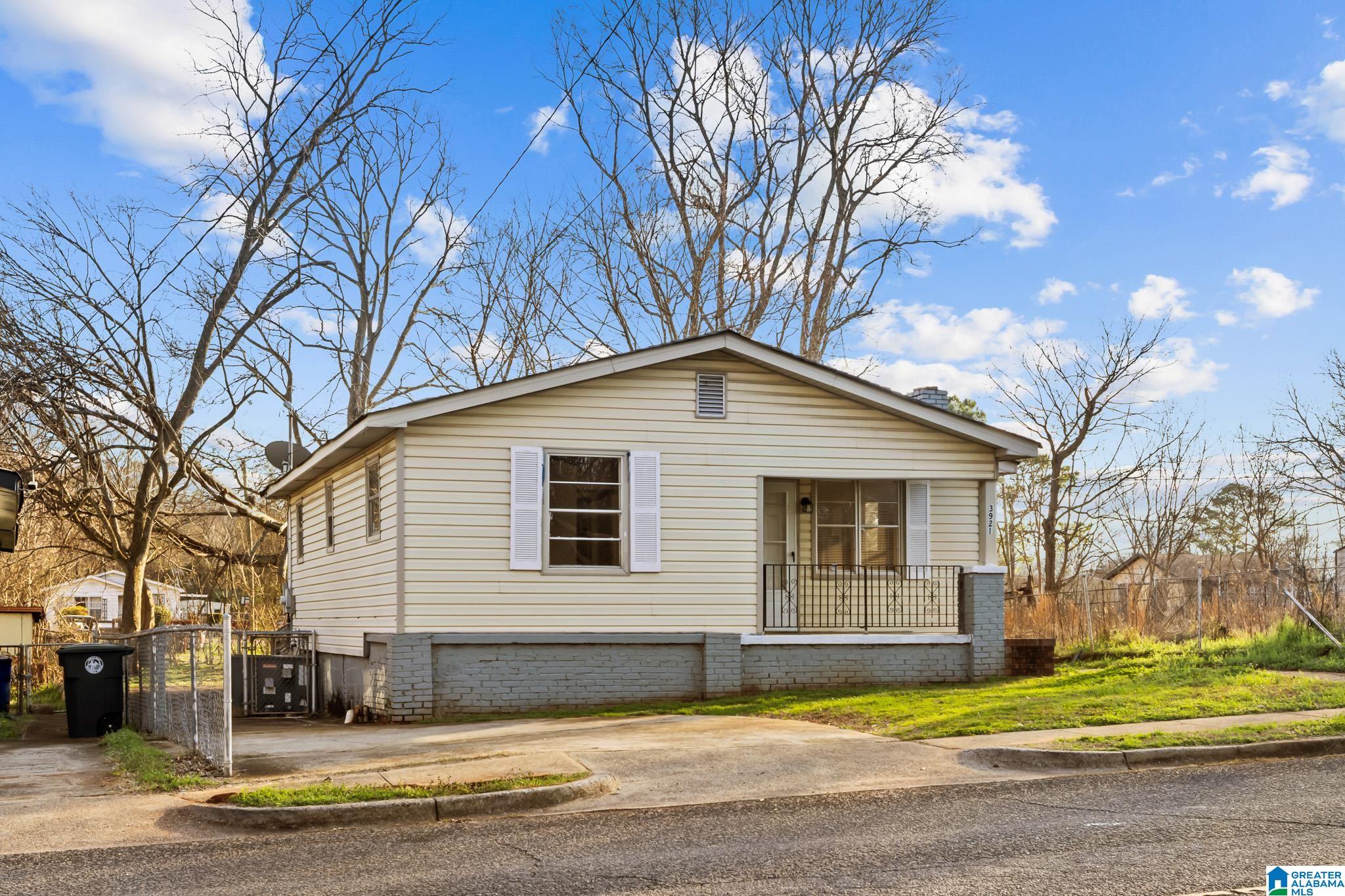 3921 Rutledge Avenue Southwest Birmingham, AL 35221 - Photo 16 of 18