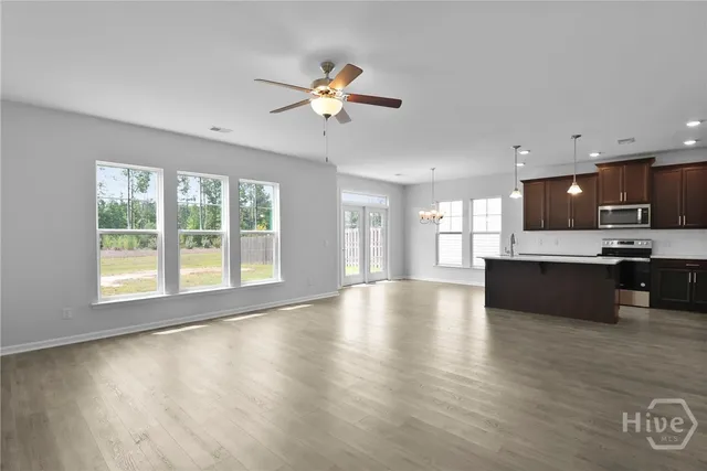 $2,400 | 106 Brookline Drive, Savannah, GA 31407