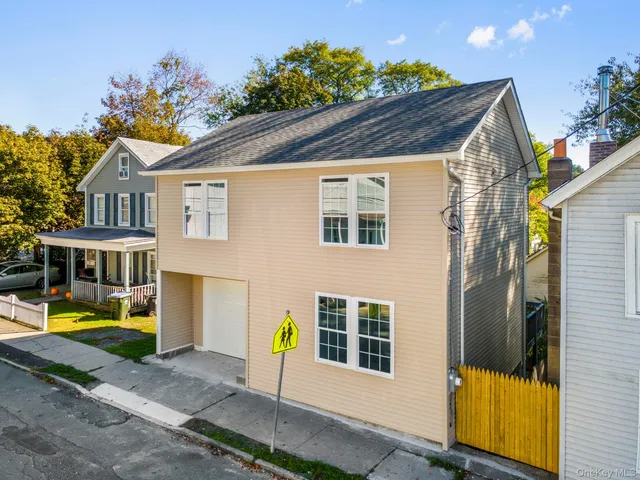 $424,999 | 89 Orchard Street, Walden, NY 12586