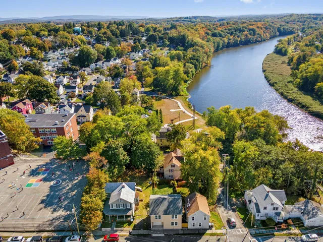 $424,999 | 89 Orchard Street, Walden, NY 12586