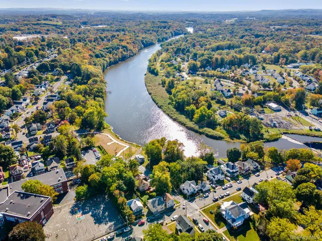 $424,999 | 89 Orchard Street, Walden, NY 12586