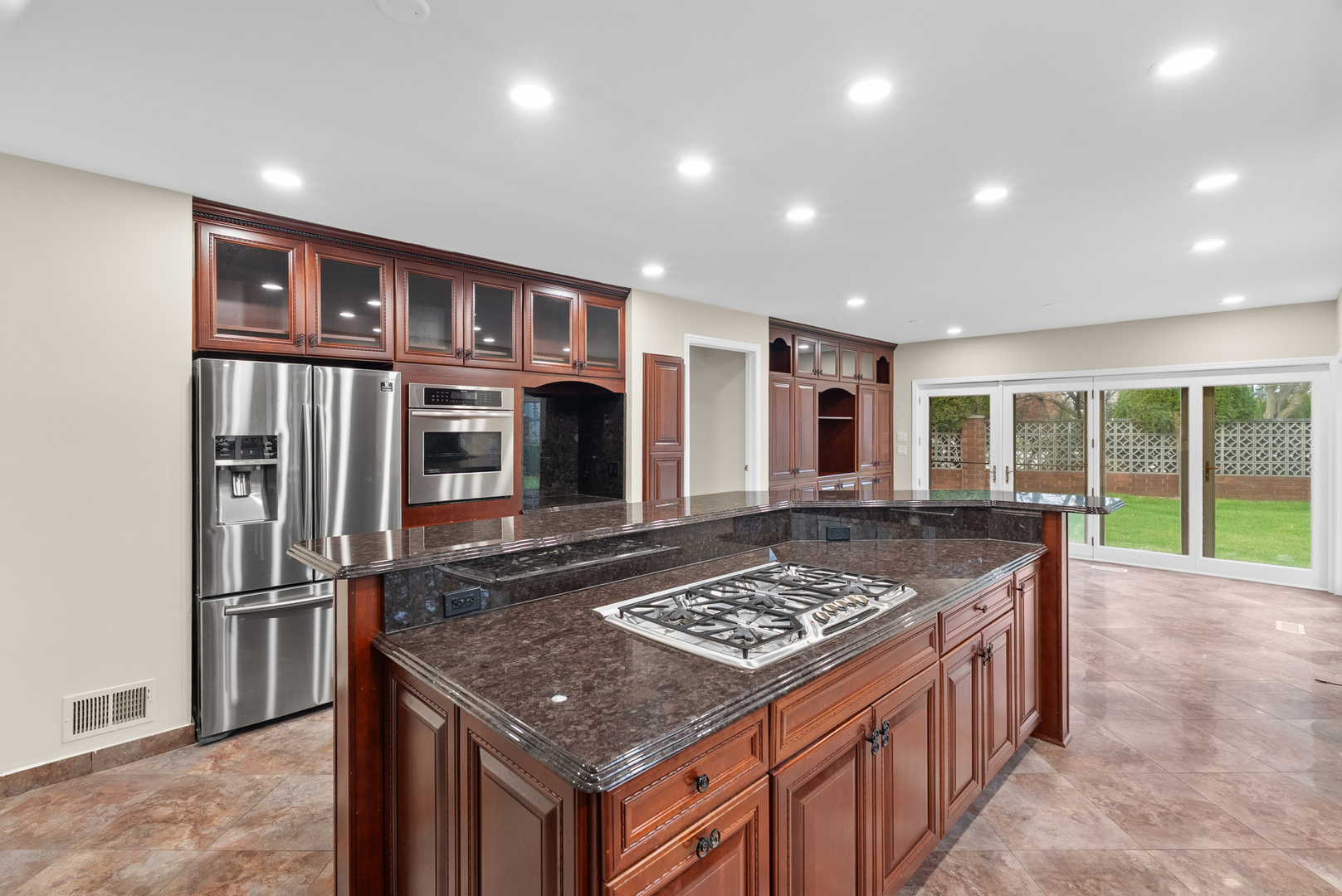 1202 Surrey Road Addison, IL 60101 - Photo 13 of 53