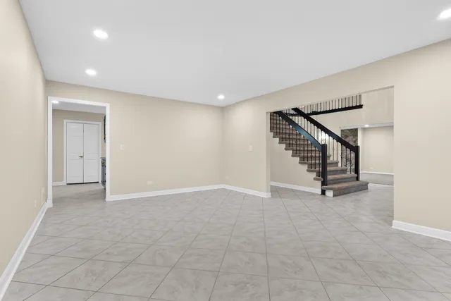 $801,000 | 1202 Surrey Road, Addison, IL 60101