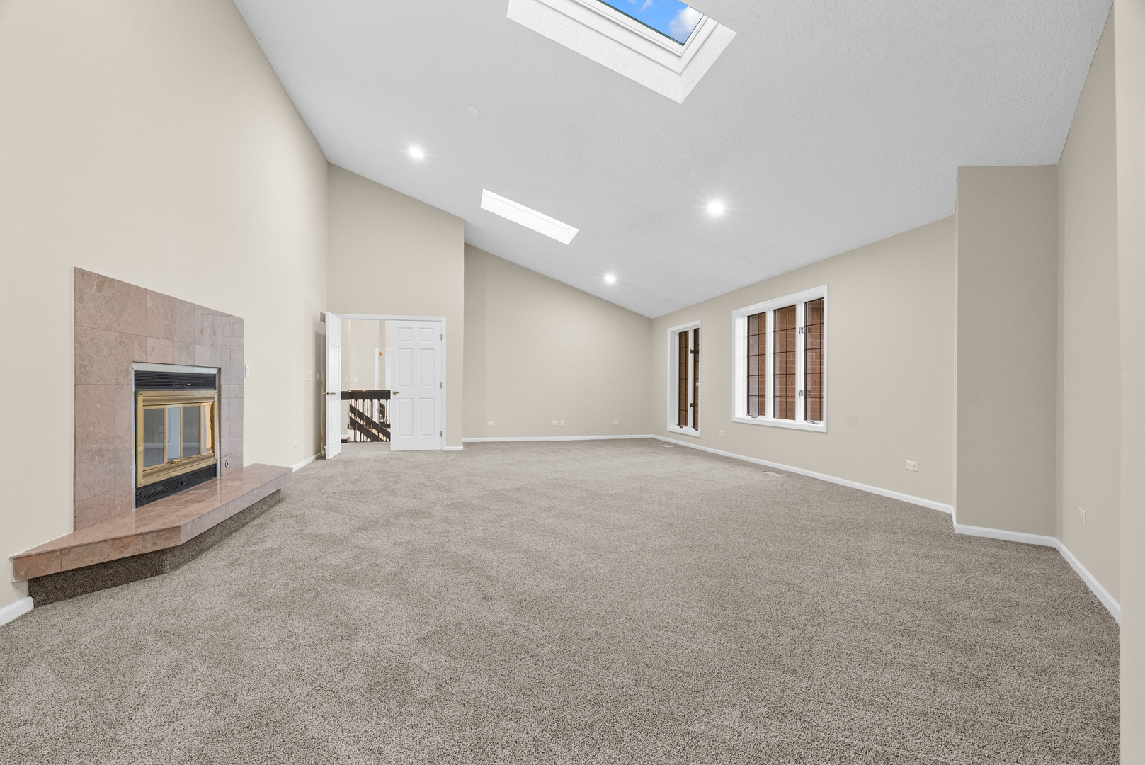 1202 Surrey Road Addison, IL 60101 - Photo 34 of 53