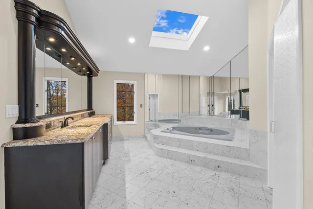 $801,000 | 1202 Surrey Road, Addison, IL 60101