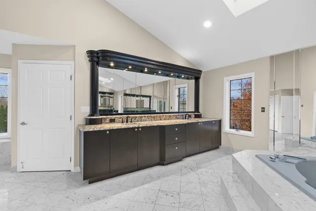 $801,000 | 1202 Surrey Road, Addison, IL 60101