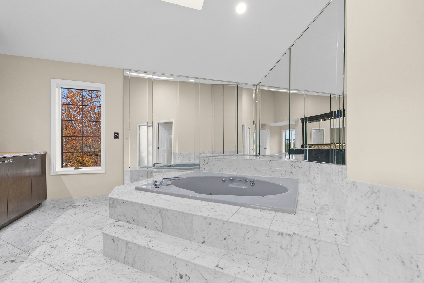 1202 Surrey Road Addison, IL 60101 - Photo 40 of 53