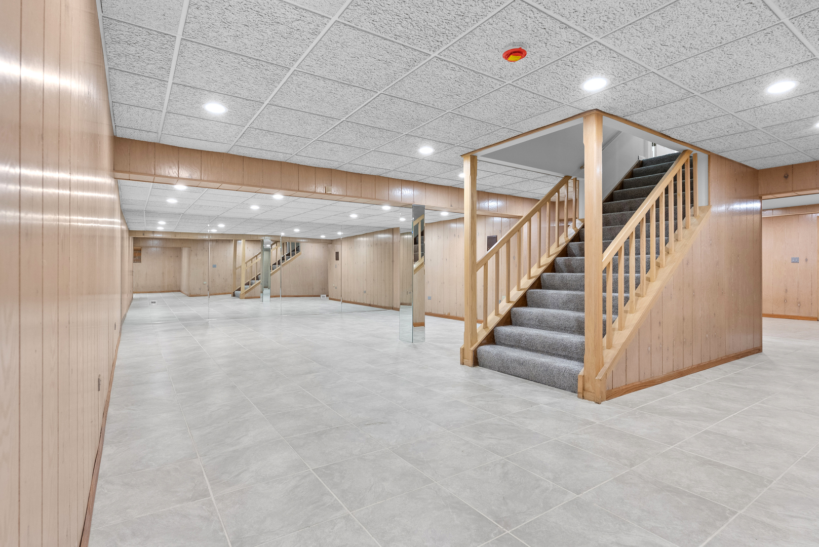 1202 Surrey Road Addison, IL 60101 - Photo 42 of 53