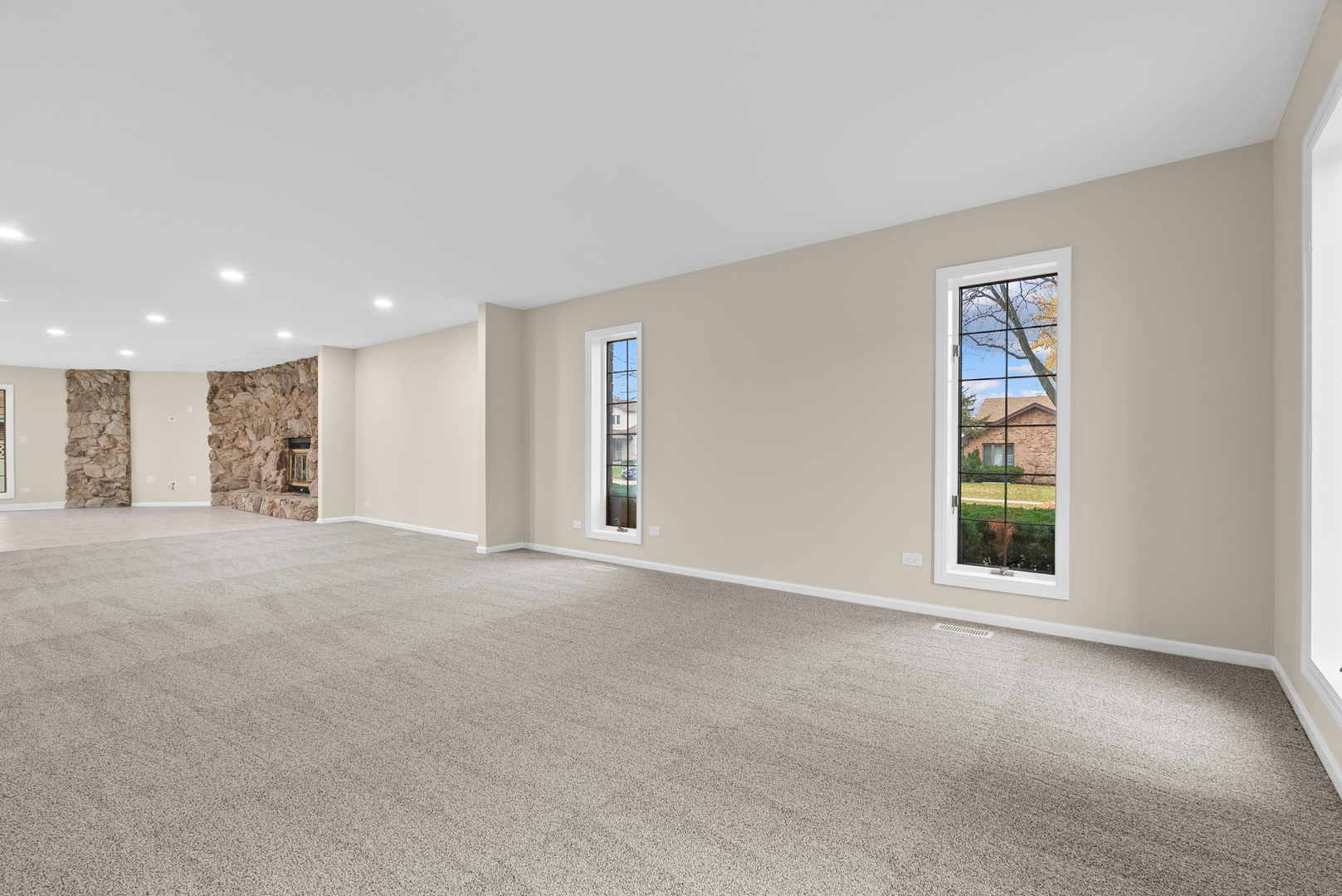 1202 Surrey Road Addison, IL 60101 - Photo 6 of 53