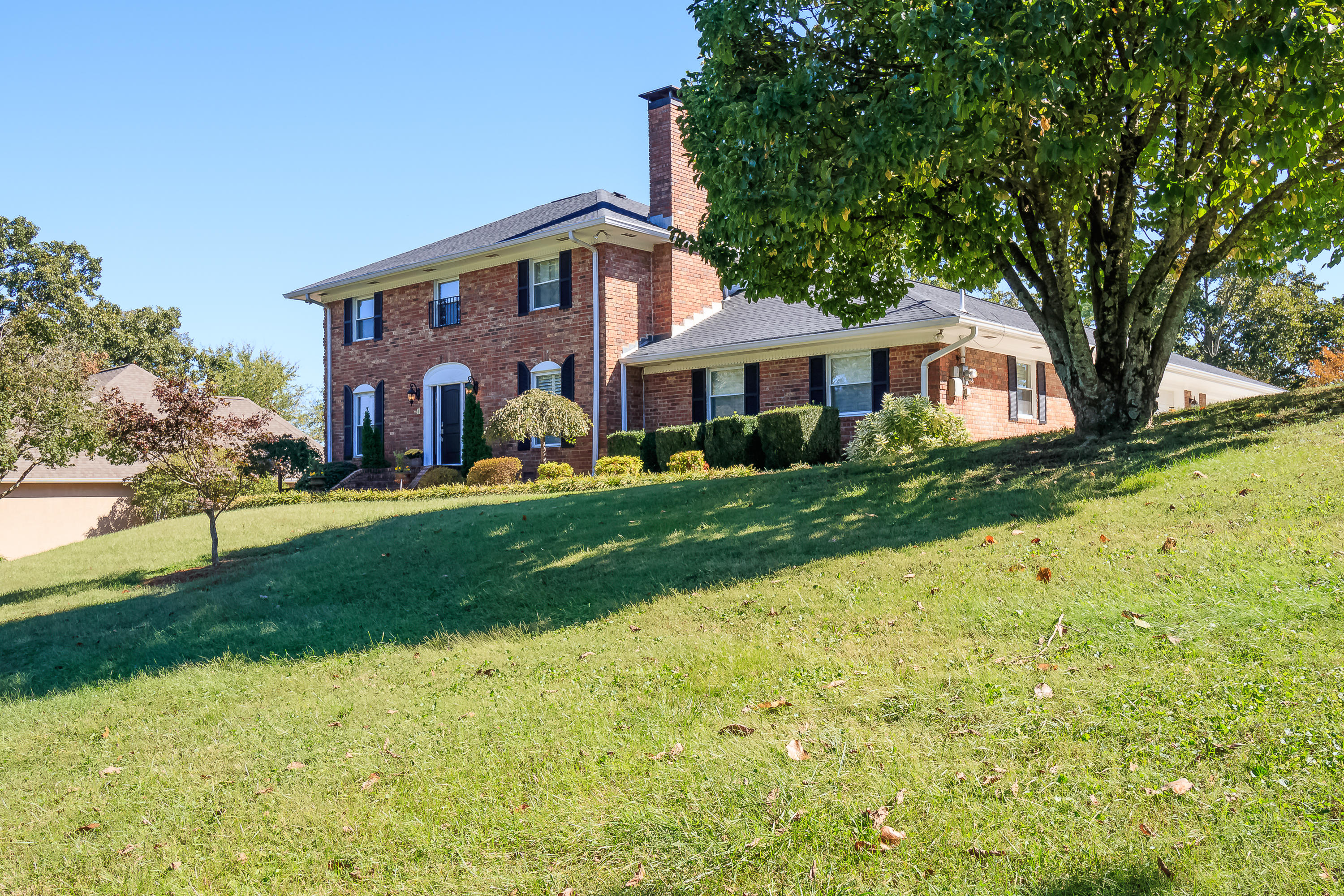 1204 South Crest Road Rossville, GA 30741 - Photo 1 of 68 Exterior 3