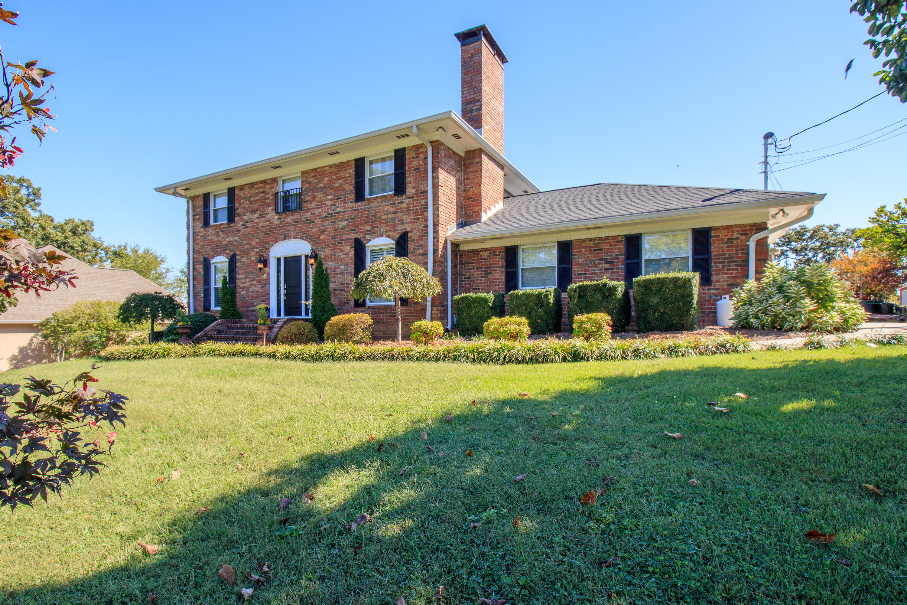 1204 South Crest Road Rossville, GA 30741 - Photo 2 of 68 Exterior 4