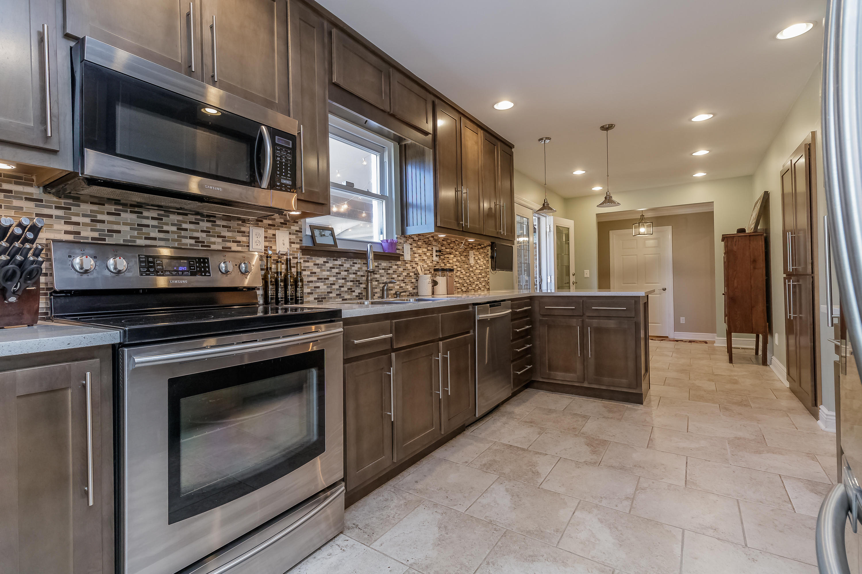 1204 South Crest Road Rossville, GA 30741 - Photo 16 of 68 Kitchen 2
