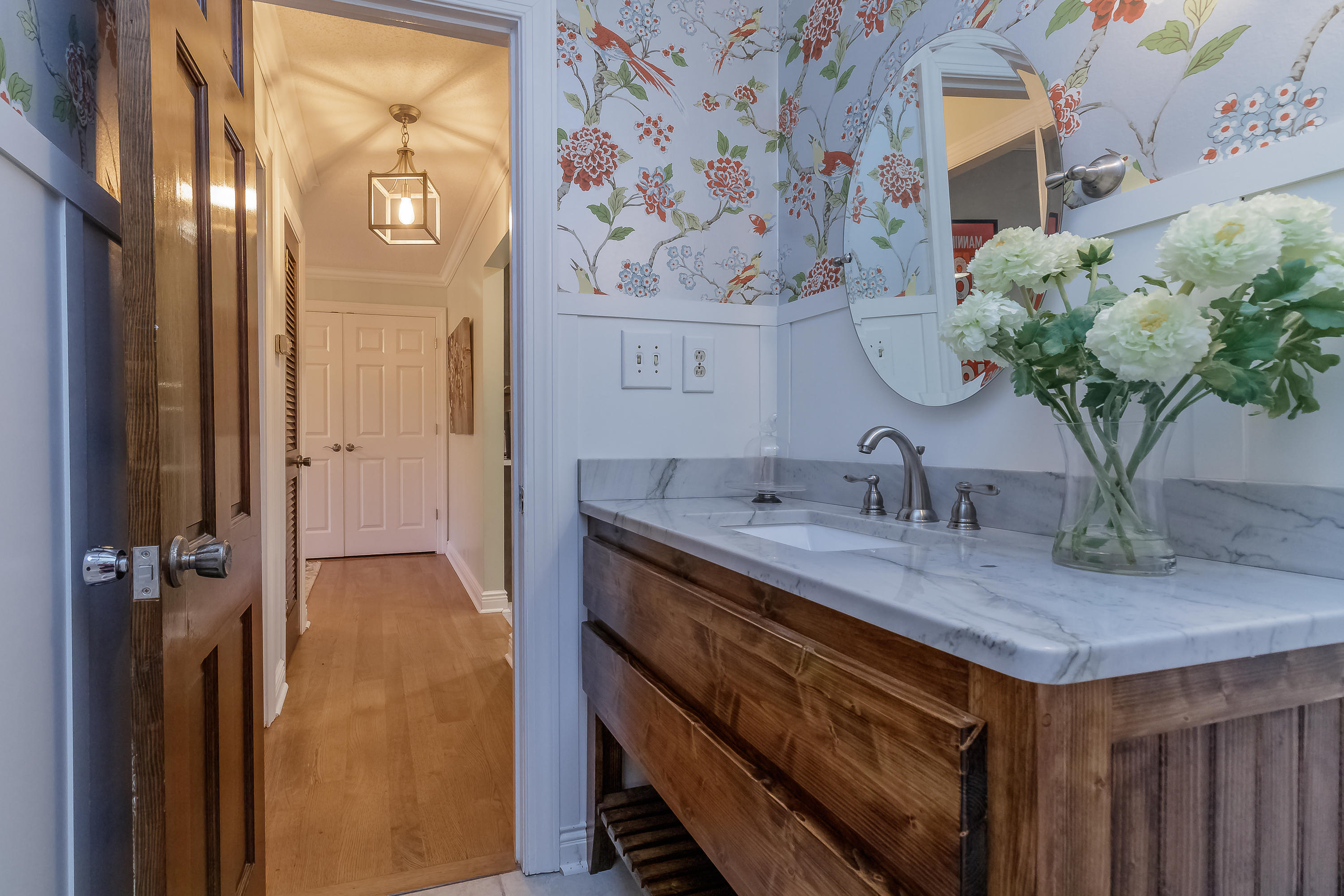 1204 South Crest Road Rossville, GA 30741 - Photo 26 of 68 Powder Room 2
