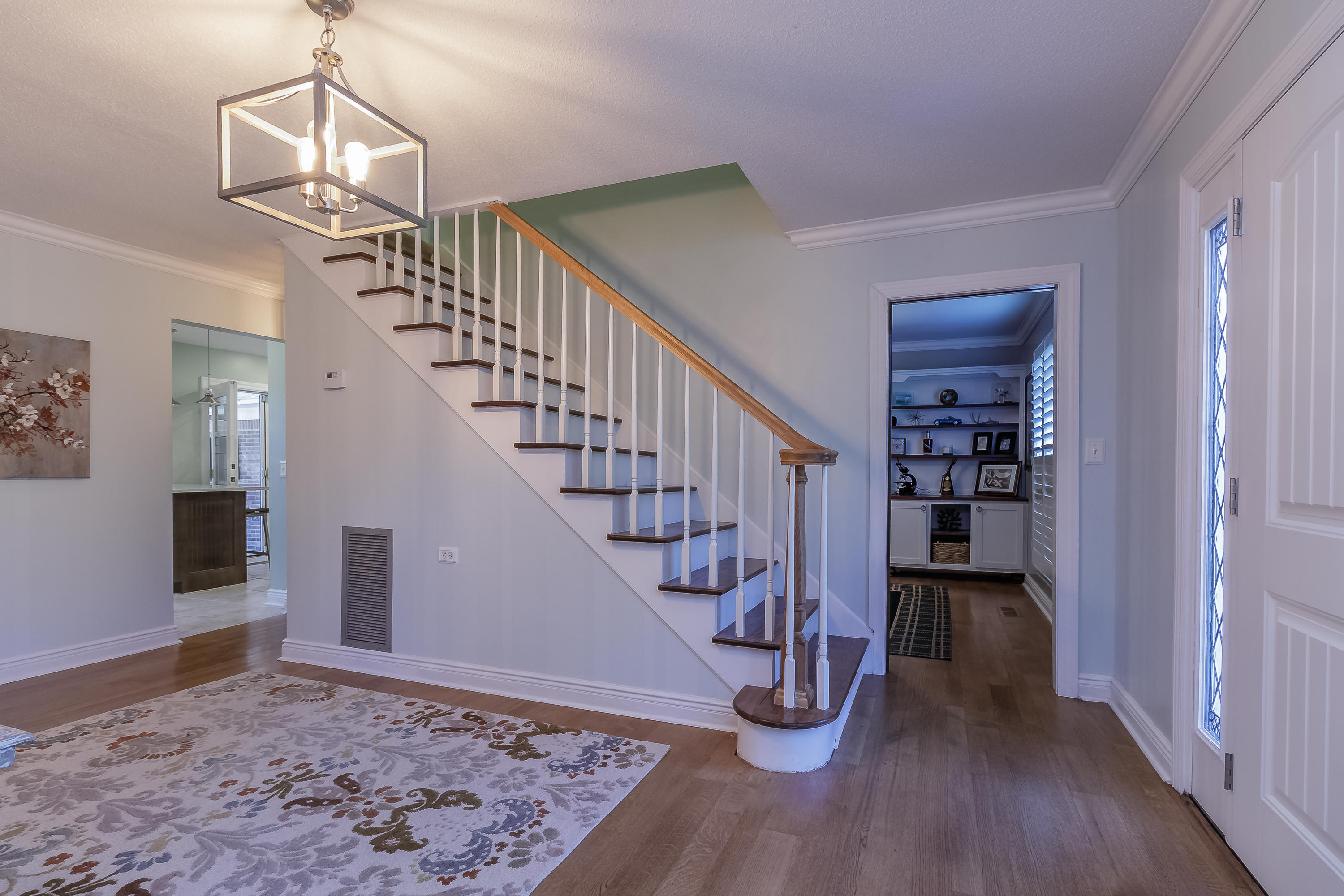 1204 South Crest Road Rossville, GA 30741 - Photo 5 of 68 Foyer 1