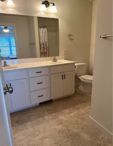 $2,200 | 432 Coronado Circle, Onalaska, WI 54650