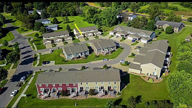 $2,200 | 432 Coronado Circle, Onalaska, WI 54650