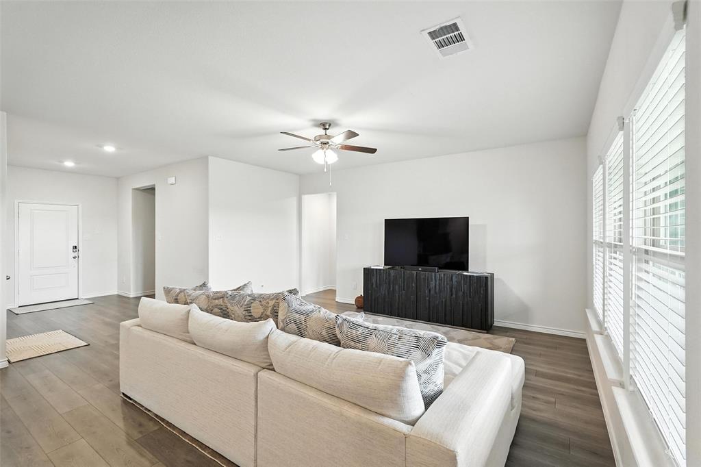 135 Exploration Way Fate, TX 75189 - Photo 7 of 35