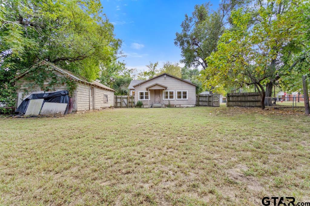 107 Mallory Street Lindale, TX 75771 - Photo 31 of 33
